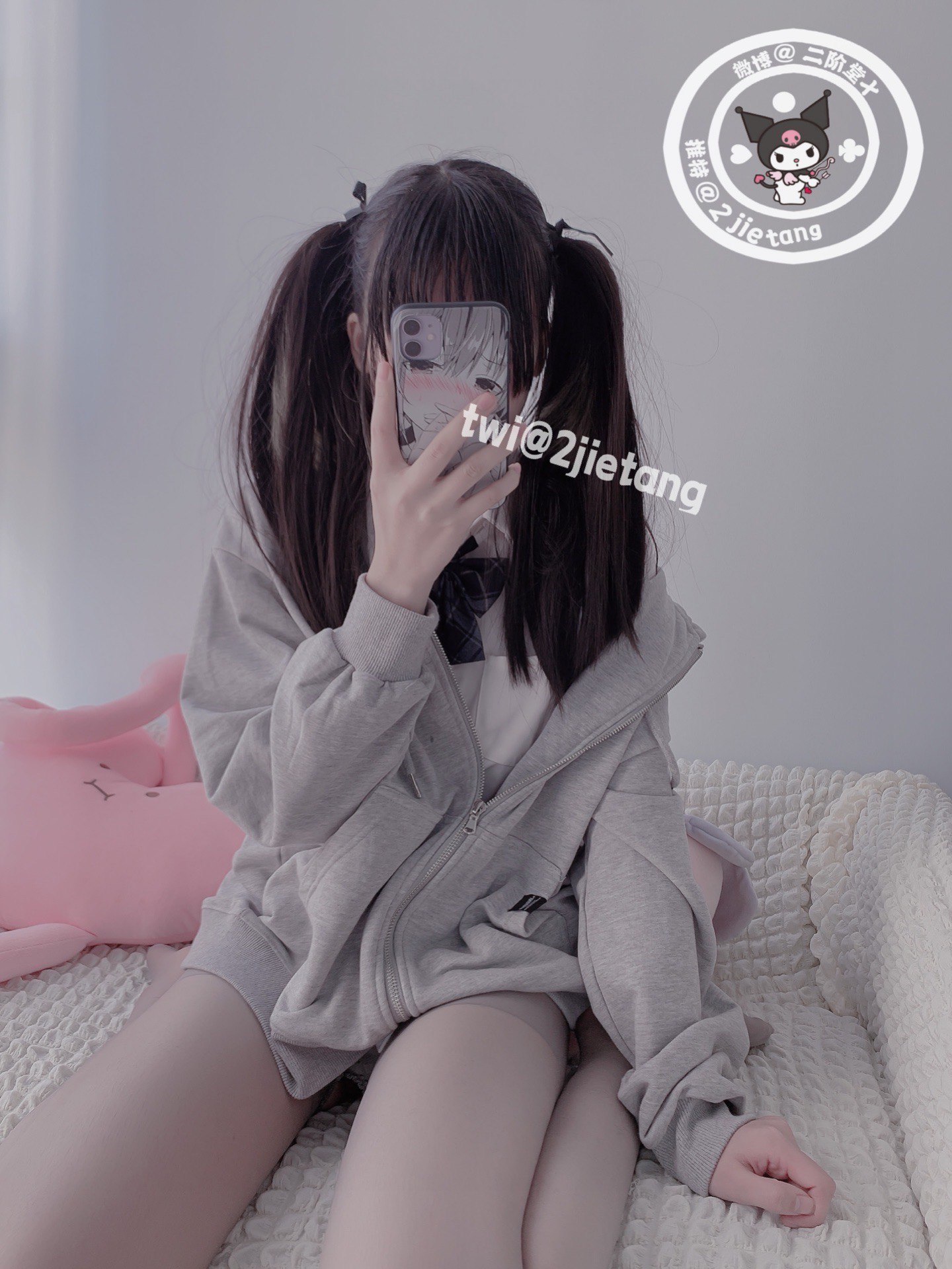 二阶堂 - 灰色外套 105P-43MB 04